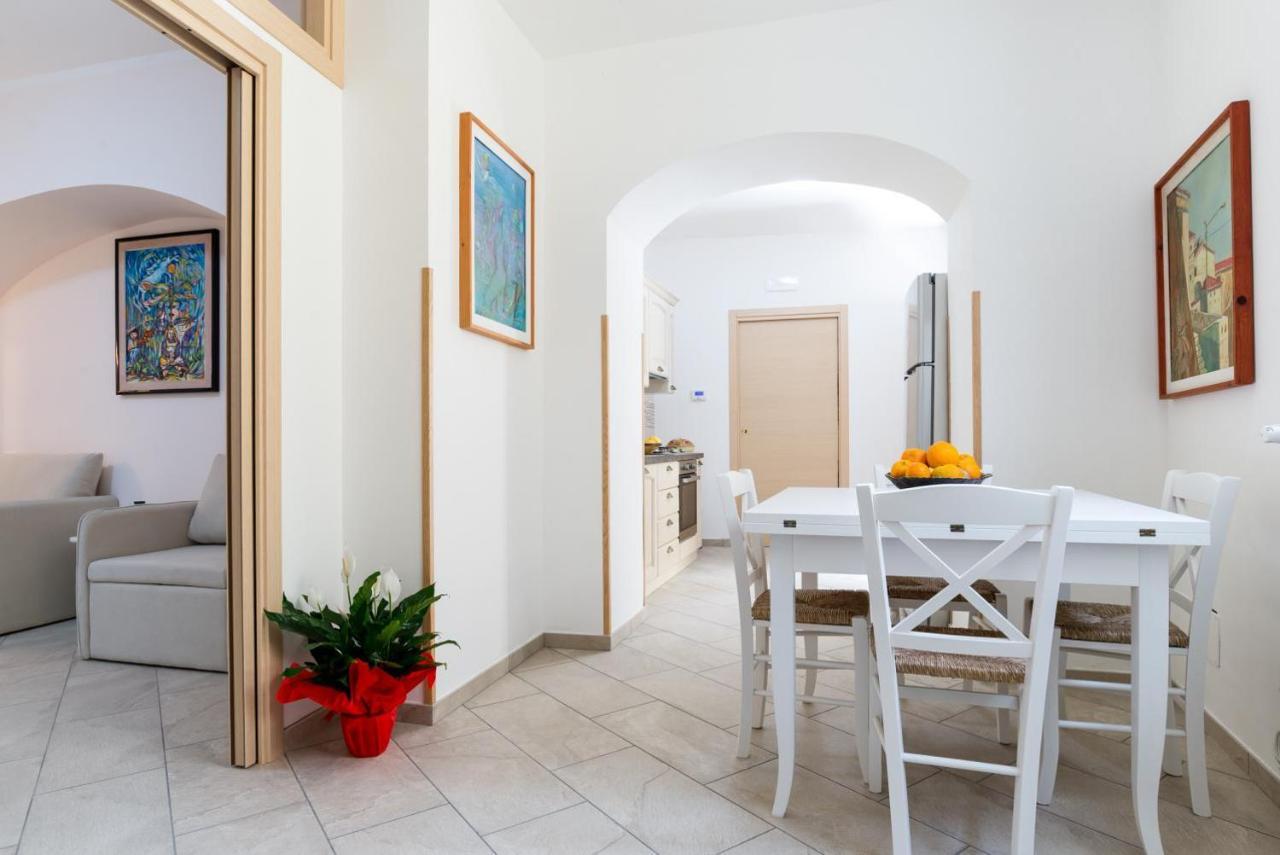 Casa Vacanza Rosy Di Guida Rosy Giungano Eksteriør billede